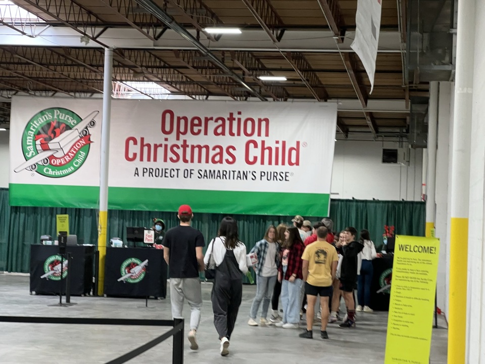 Samaritans Purse – Operations Christmas Child Box Packing